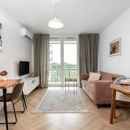 Rosette With Ac And Balcony Wiktoryn Apartment