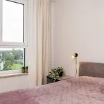 公寓 Rosette With Ac And Balcony Wiktoryn