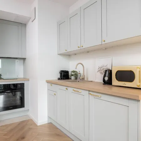 Rosette Wiktoryn Apartmán *